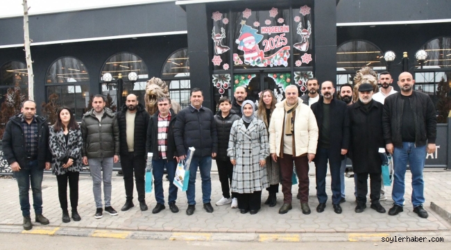 ​​​​​​​10 Ocak Çalışan Gazeteciler Günü Dolayısıyla Doğubayazıt Belediye Başkanları Basın Mensuplarıyla Bir Araya Geldi.